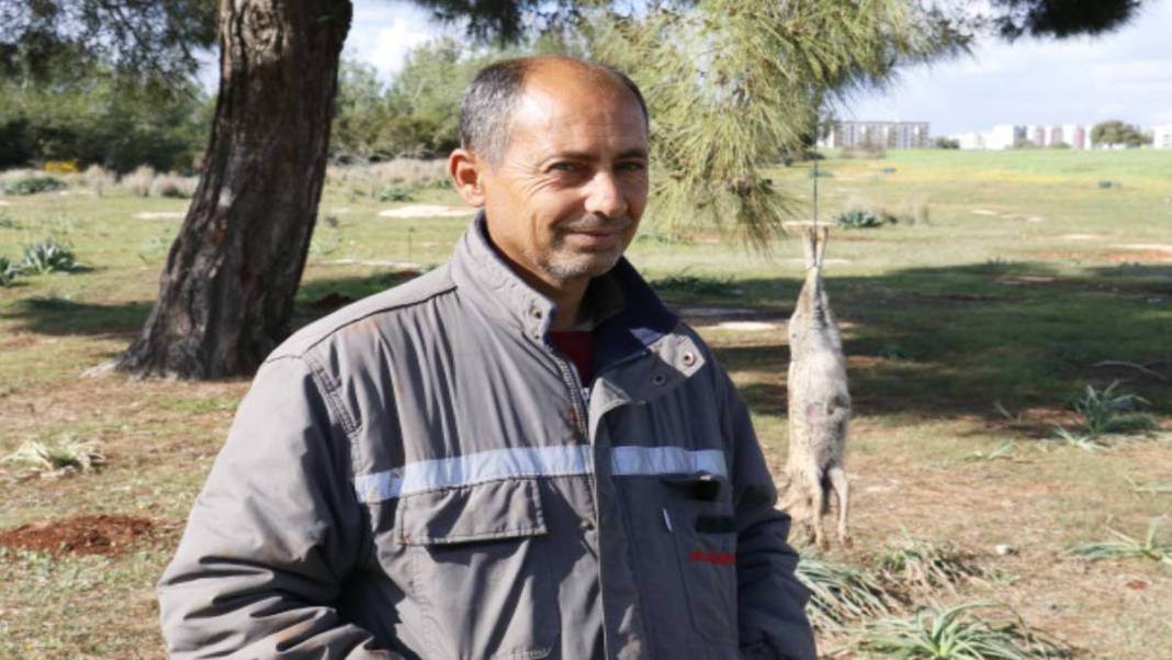 Mahalleliyi ayağa kaldıran olay! Tüfekle vurup ağaca astılar: Görenlerin tüyleri diken diken oldu 3